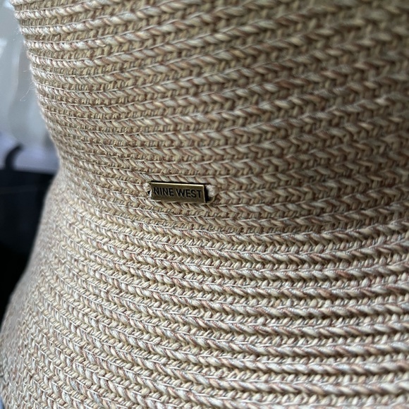 Nine West Downturned Brim Sun Hat - Picture 2 of 6